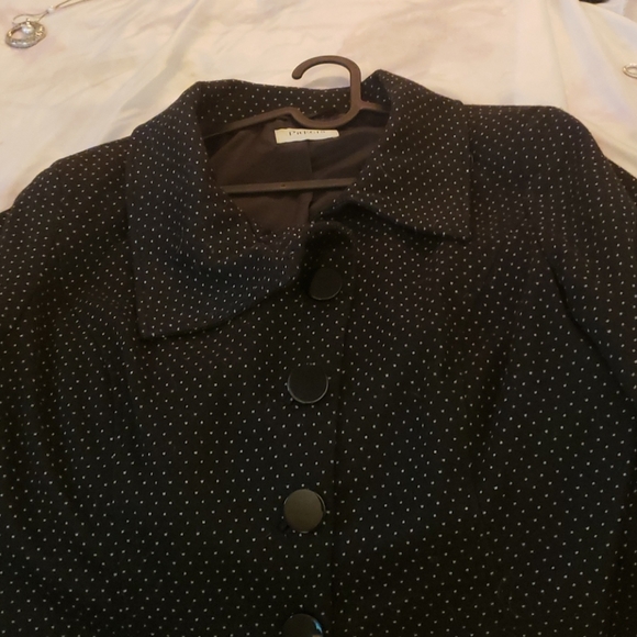 Blazer - Picture 13 of 16